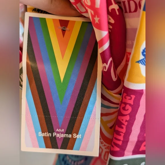 Target Pride Adult Pajama Satin Top Size Large - Picture 4 of 7